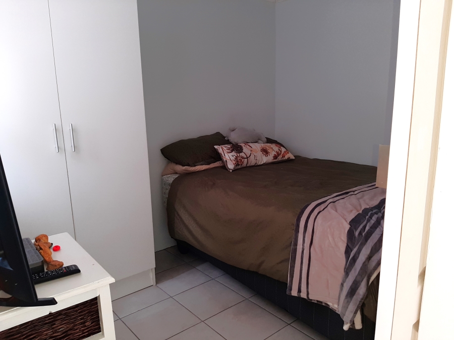 To Let 1 Bedroom Property for Rent in Van Der Stel Western Cape